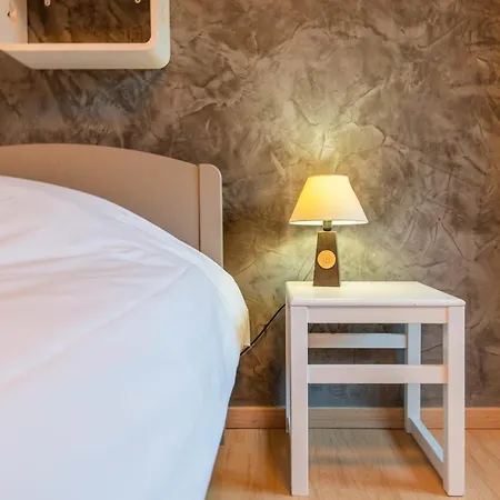 Alpiloc Furnished House Hotel