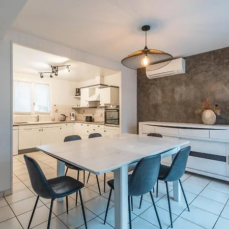 Alpiloc Furnished House 4*