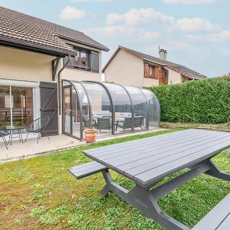 Alpiloc Furnished House 4* Annecy